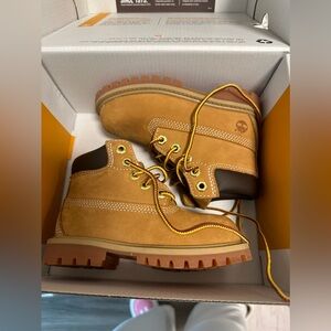 TODDLER WHEAT TIMBS SIZE 8C